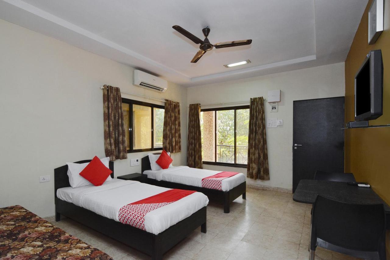 Oyo Midway Park Resort Atgaon Eksteriør billede