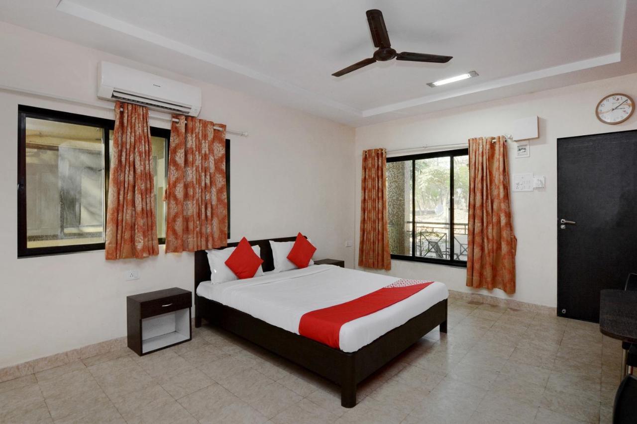 Oyo Midway Park Resort Atgaon Eksteriør billede