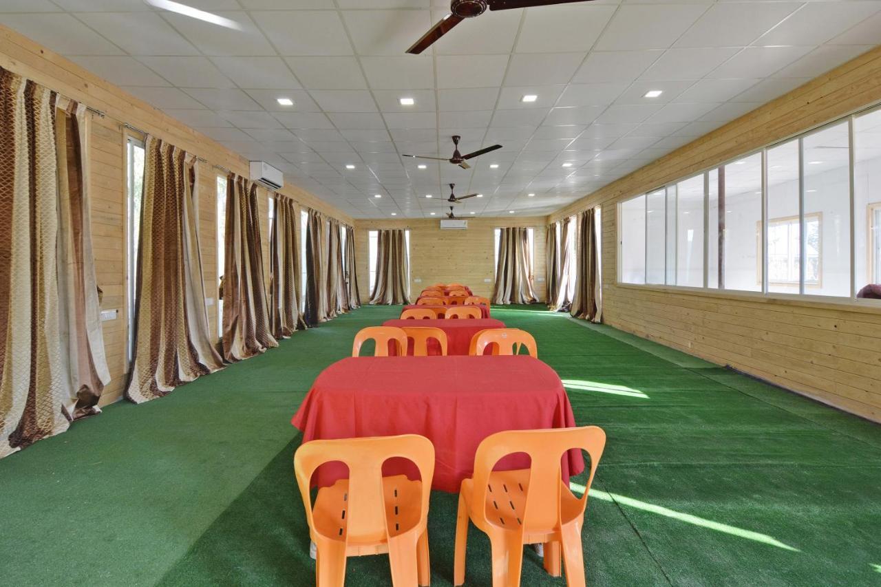 Oyo Midway Park Resort Atgaon Eksteriør billede